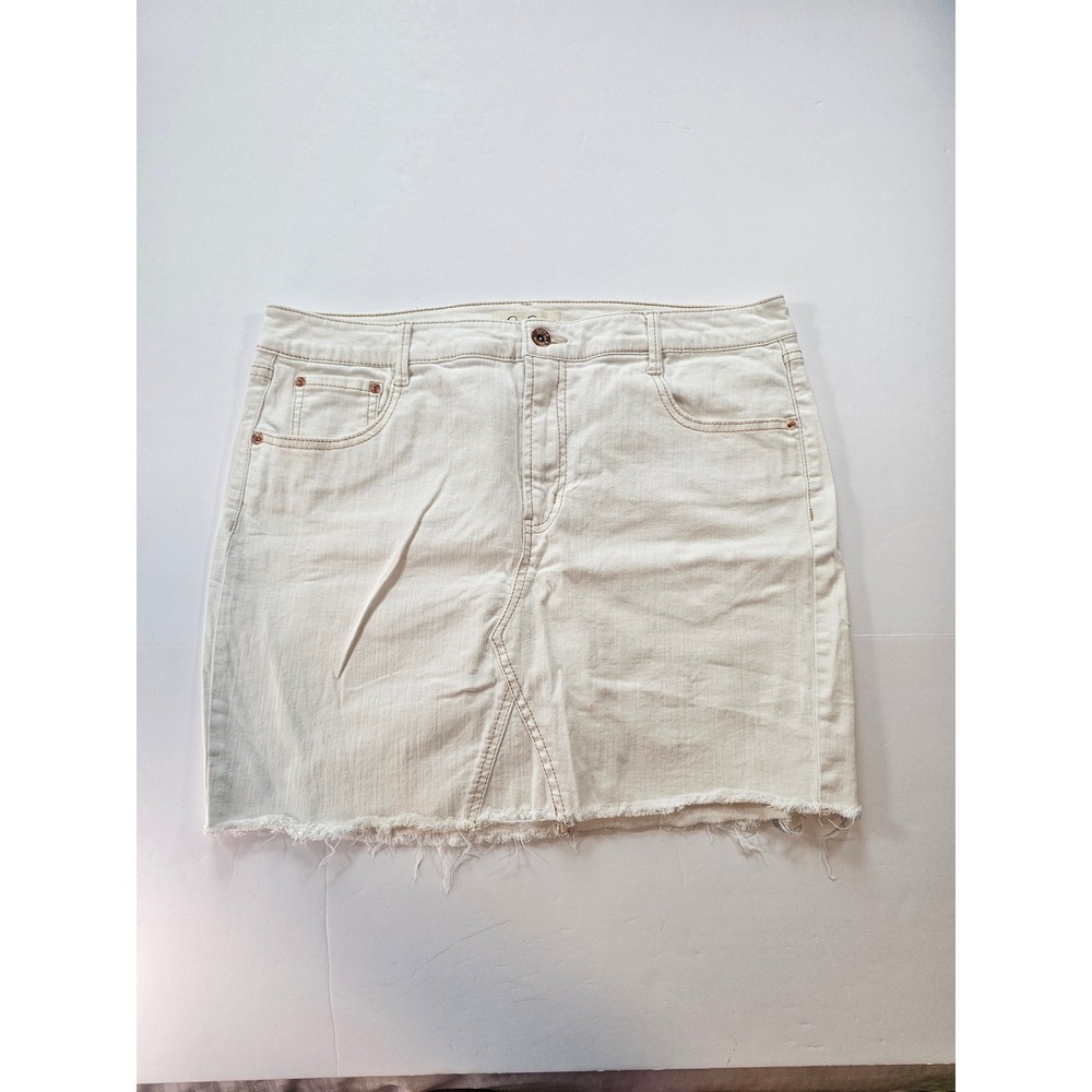Jessica Simpson Mini Skirt Womens 32 Cream Denim Raw Hem Y2K Casual